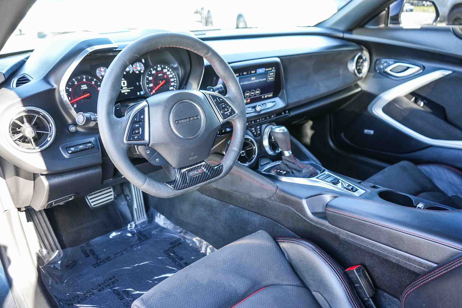 Thumbnail: 2019 Chevrolet Camaro - 12