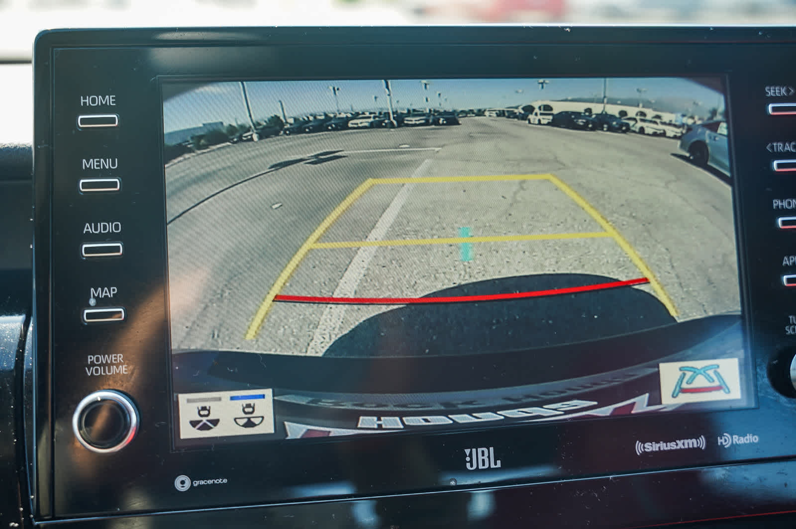 Thumbnail: 2021 Toyota Camry - 25