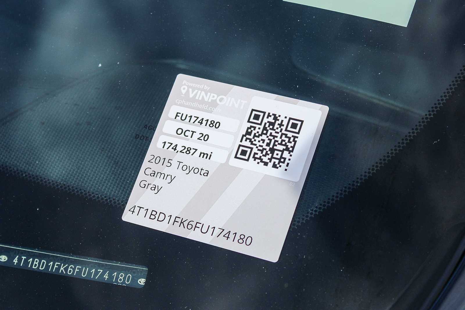 Thumbnail: 2015 Toyota Camry - 30