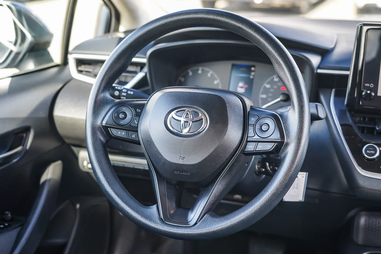 Thumbnail: 2024 Toyota Corolla - 15