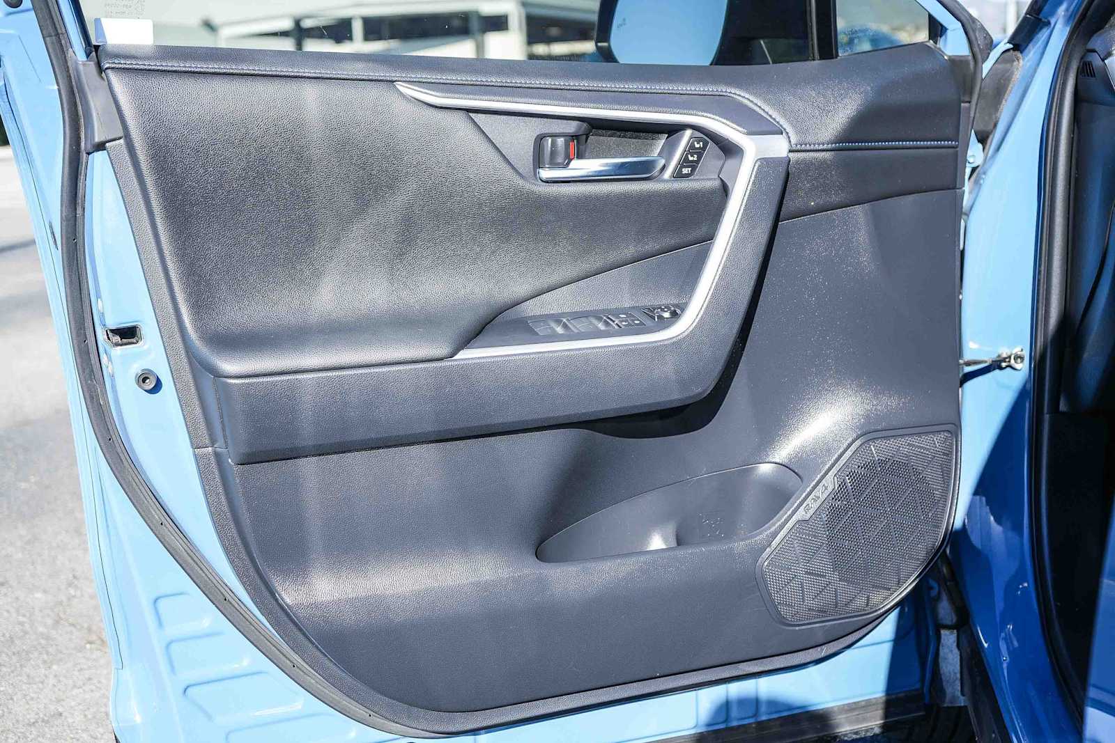 Thumbnail: 2024 Toyota RAV4 - 22