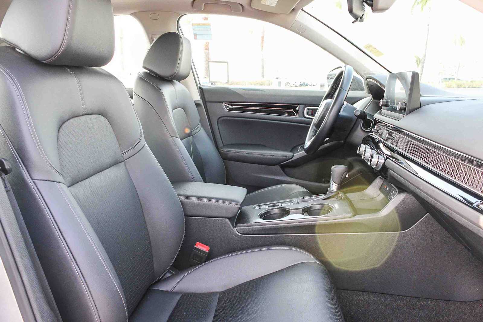 Thumbnail: 2024 Honda Civic - 16