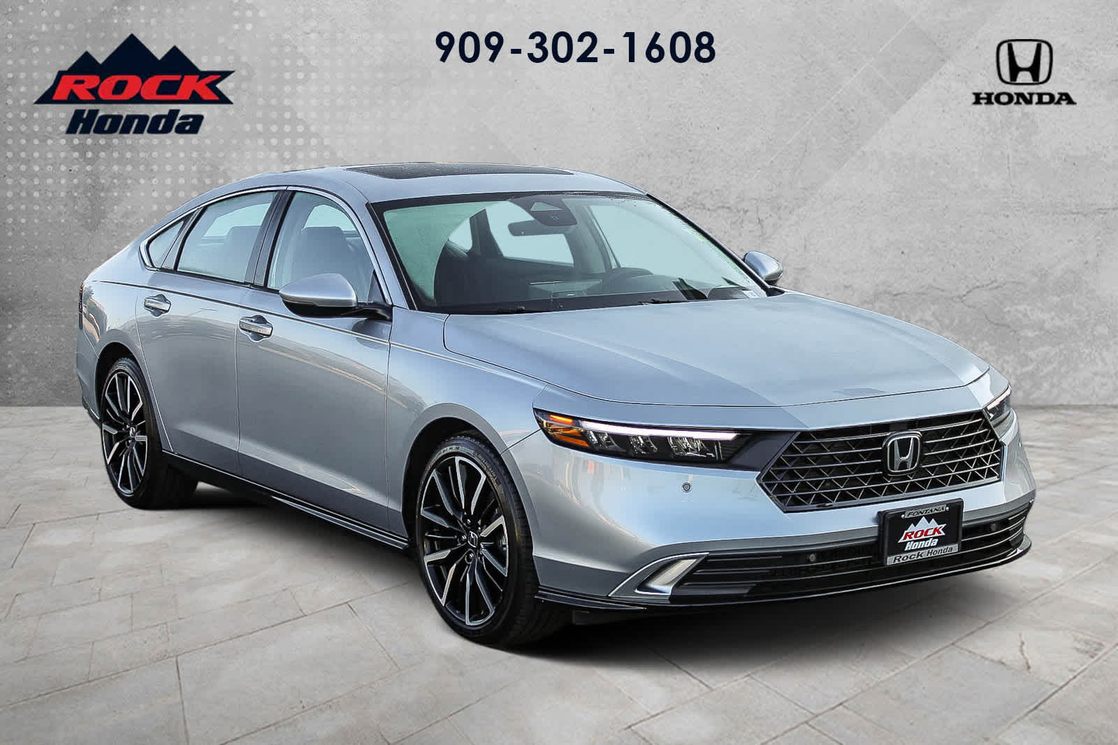 2025 Honda Accord Hybrid Touring photo 2