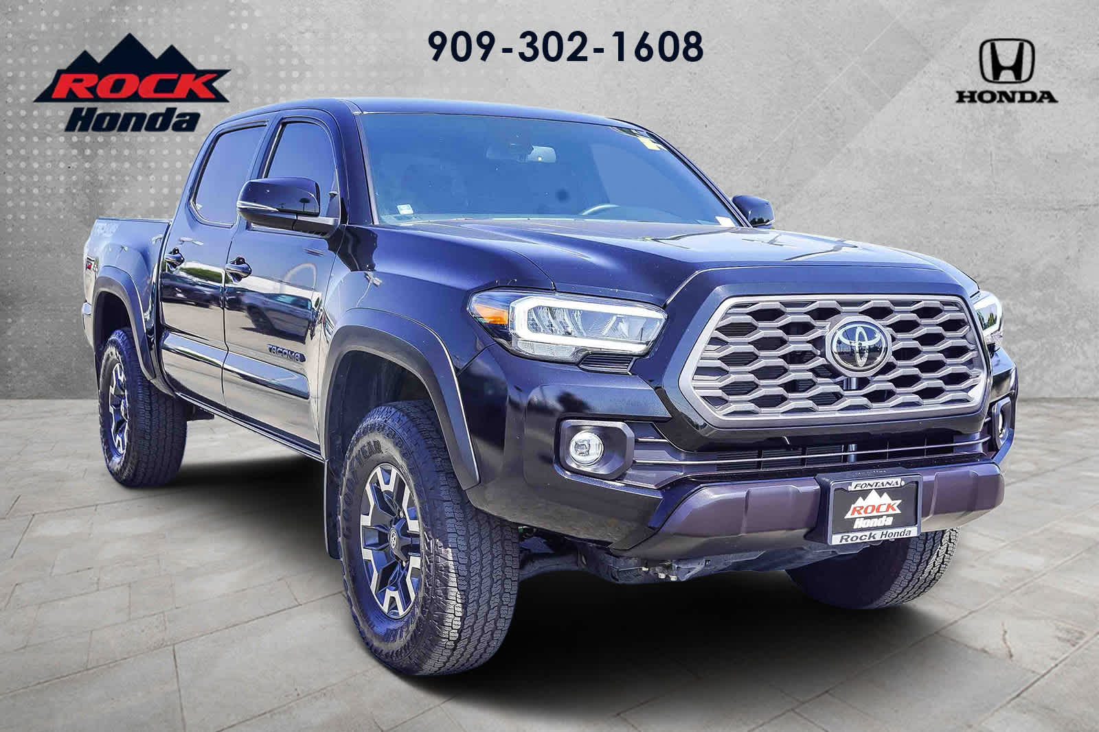 2023 Toyota Tacoma TRD V6 photo 3