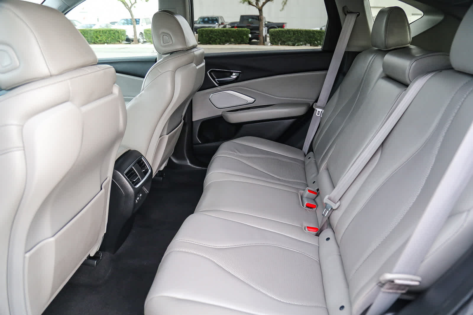 Thumbnail: 2019 Acura RDX - 19