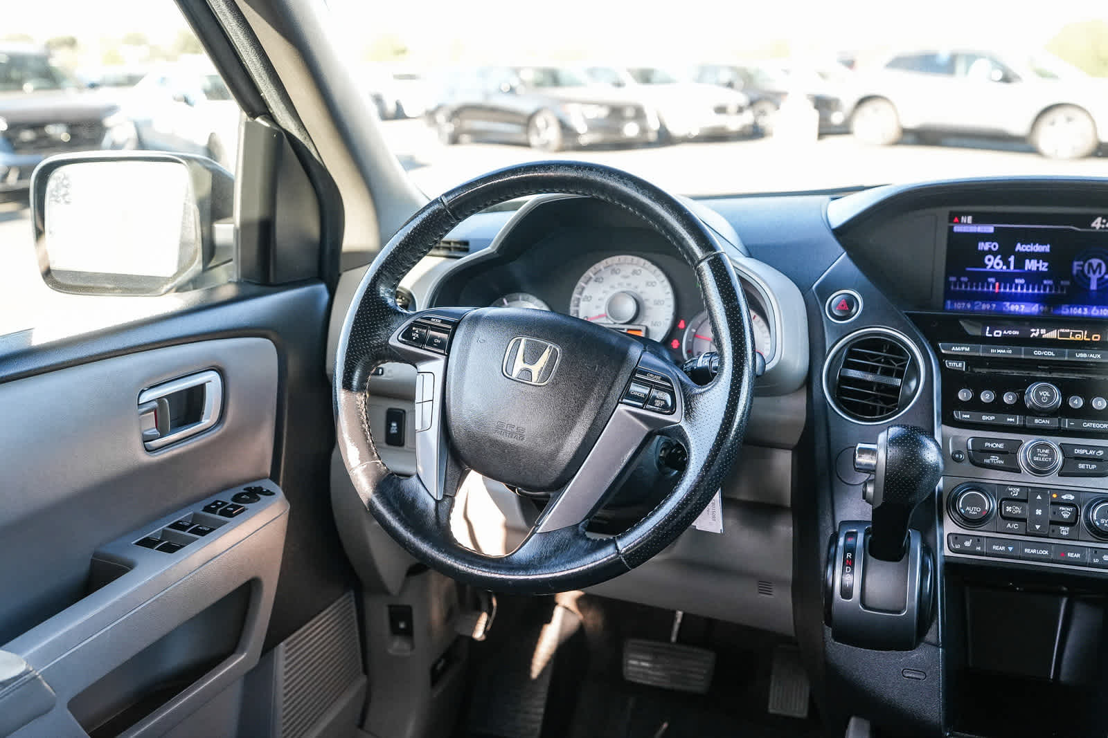 Thumbnail: 2012 Honda Pilot - 15