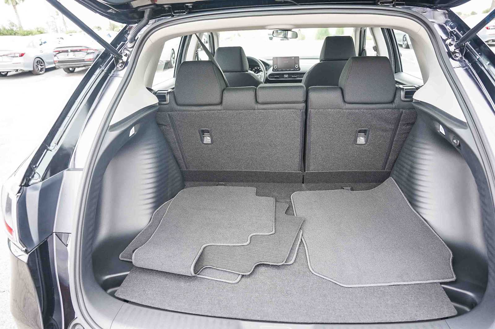 Thumbnail: 2025 Honda HR-V - 26