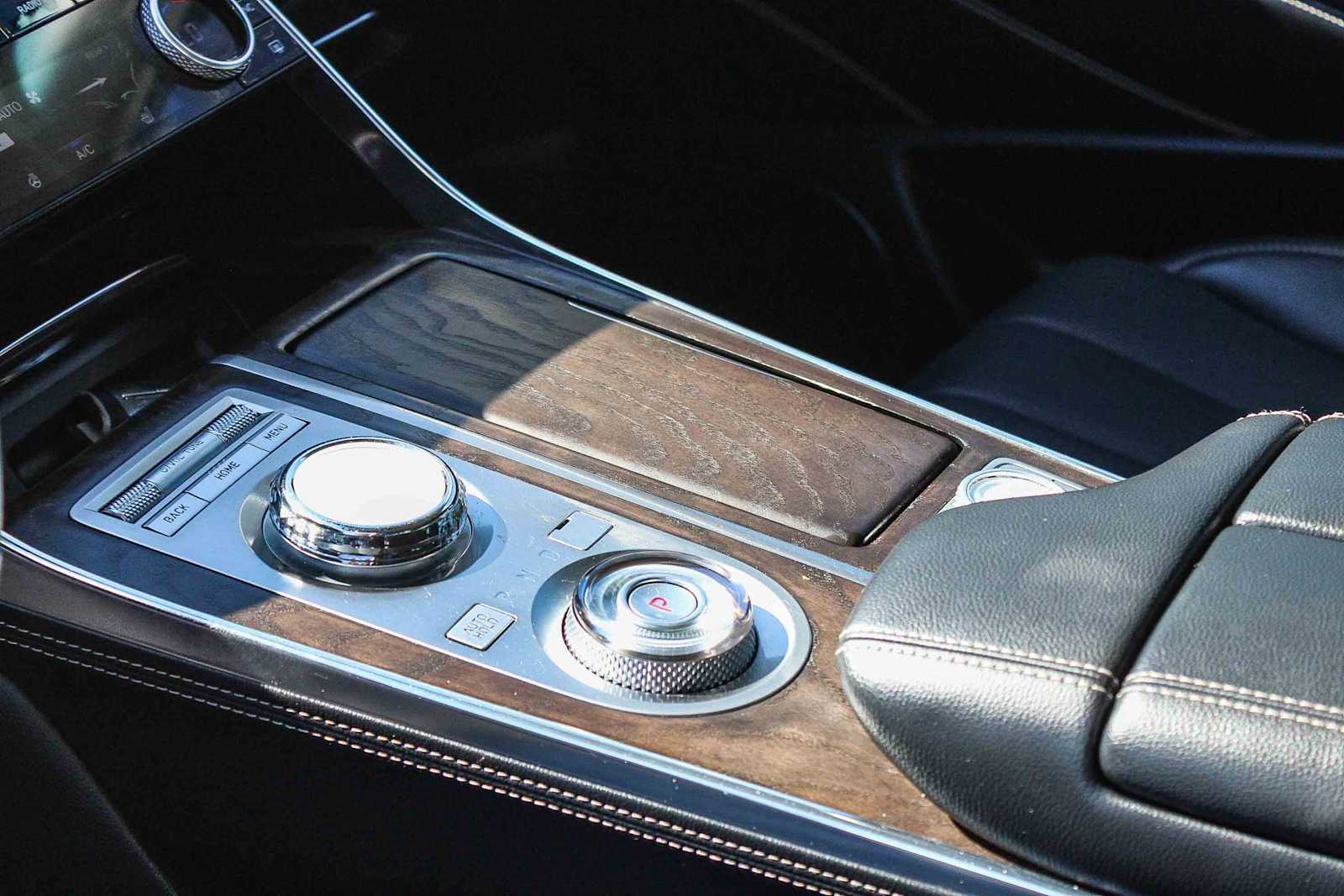 Thumbnail: 2023 Genesis GV80 - 22