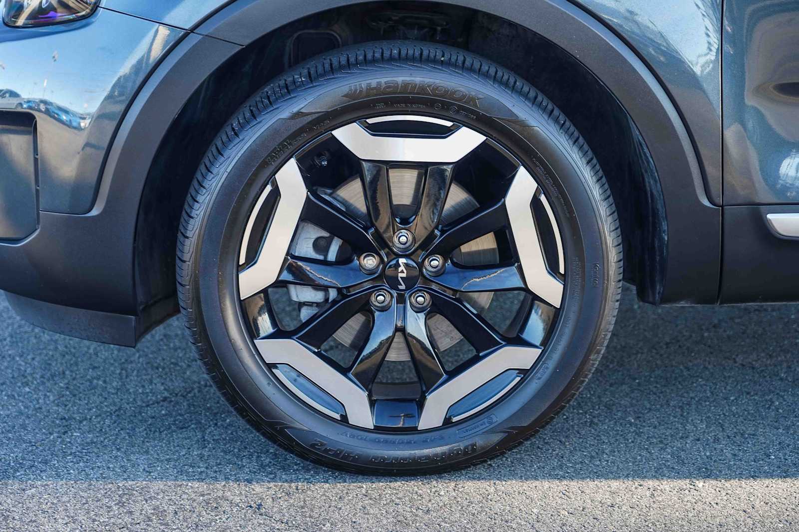 Thumbnail: 2023 Kia Telluride - 10