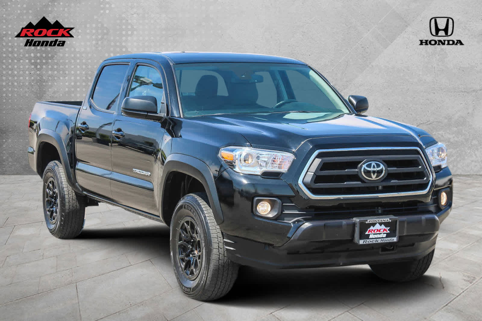 2023 Toyota Tacoma SR5 3