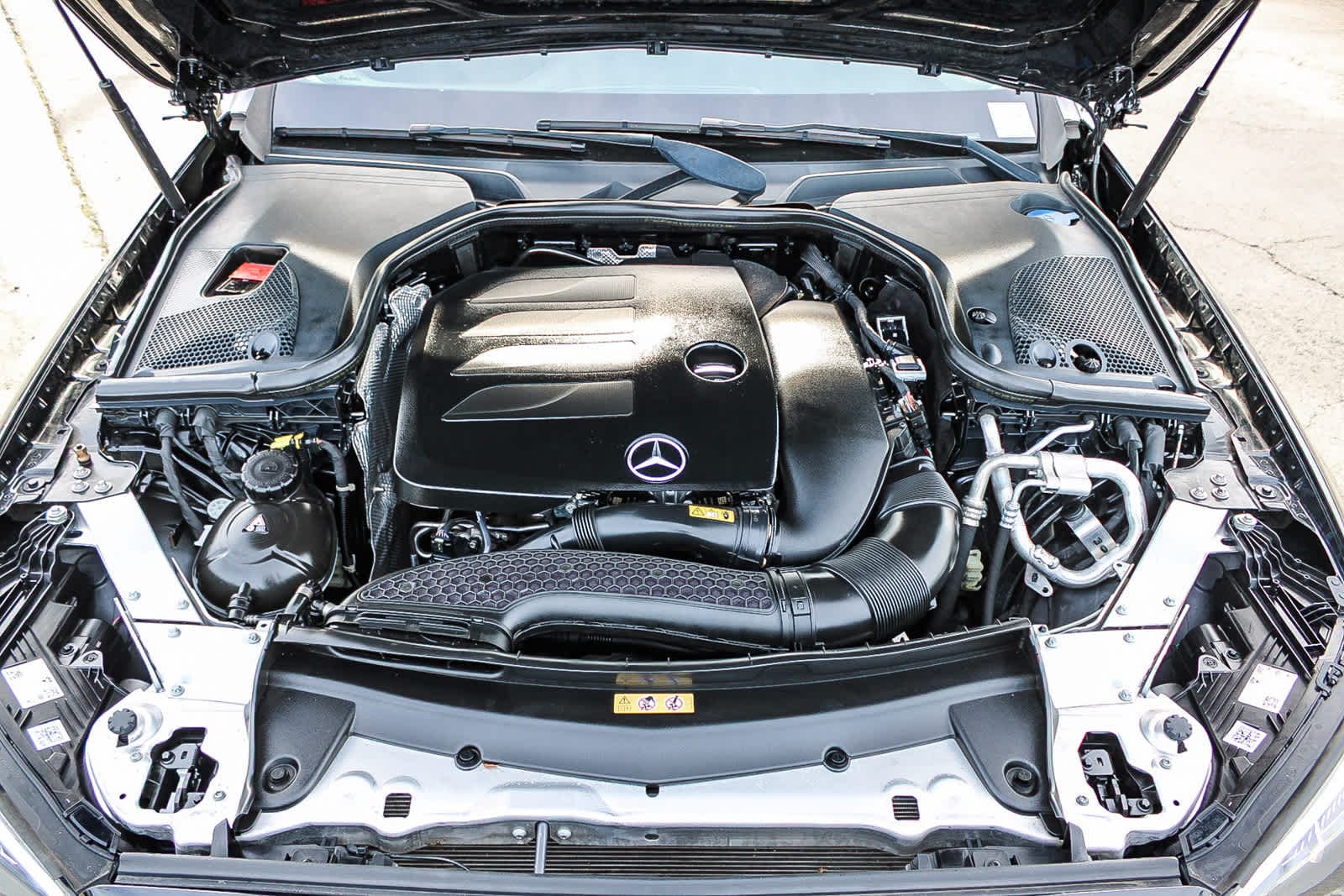 Thumbnail: 2021 Mercedes-Benz E-Class - 25