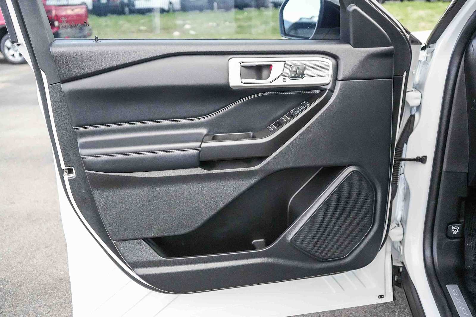 Thumbnail: 2020 Ford Explorer - 22