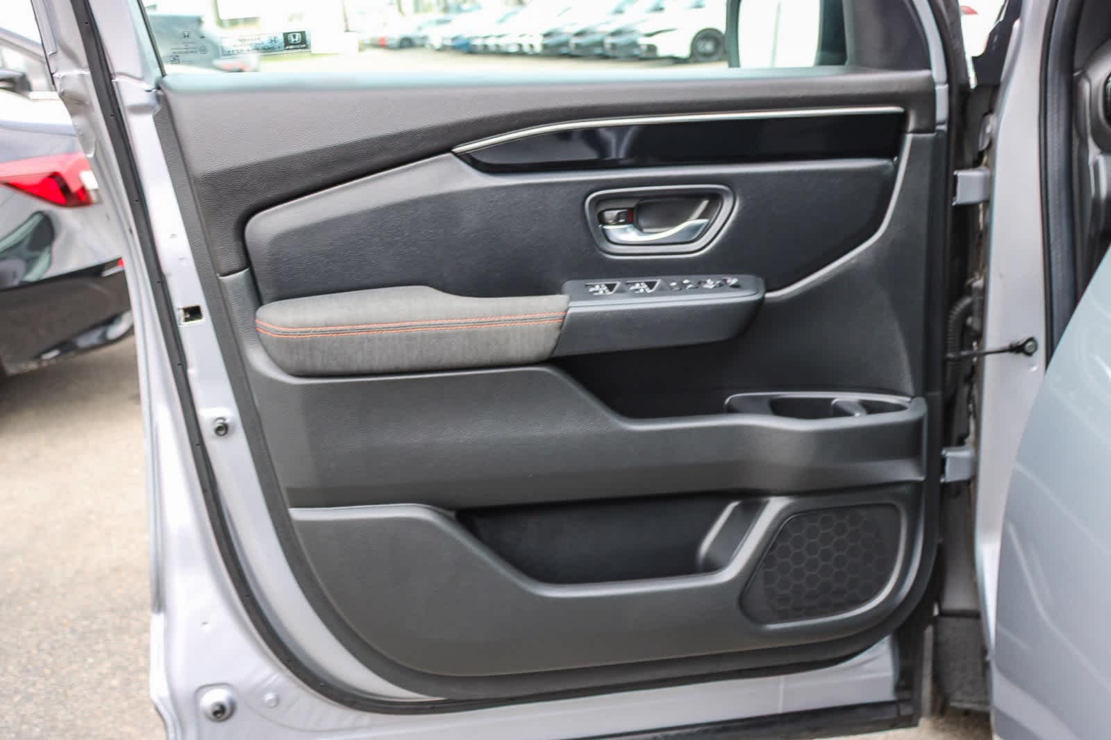 Thumbnail: 2025 Honda Pilot - 22