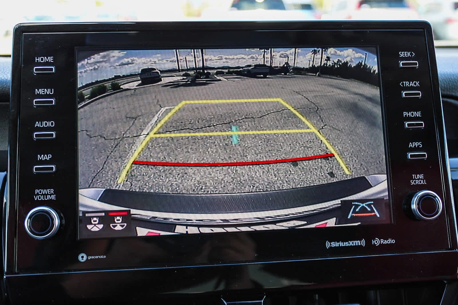 Thumbnail: 2021 Toyota Camry - 23