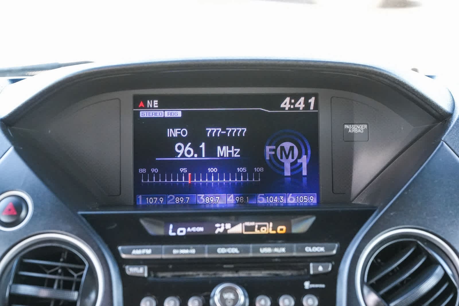Thumbnail: 2012 Honda Pilot - 14
