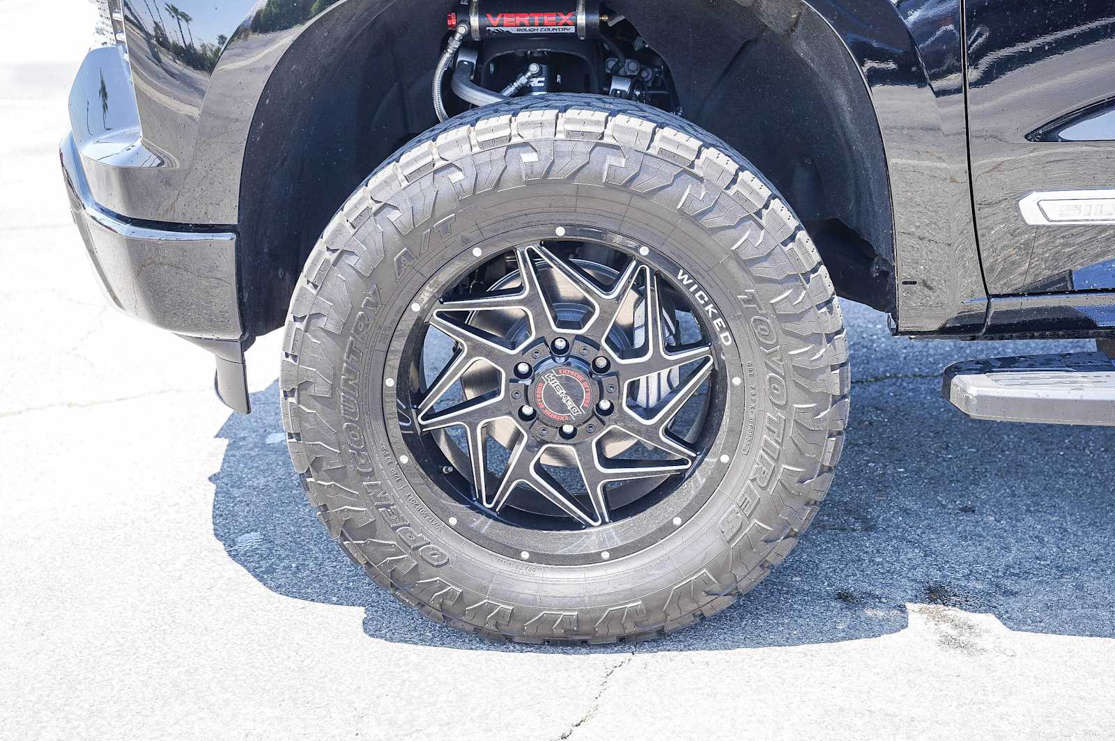 Thumbnail: 2023 Chevrolet Silverado 1500 - 9