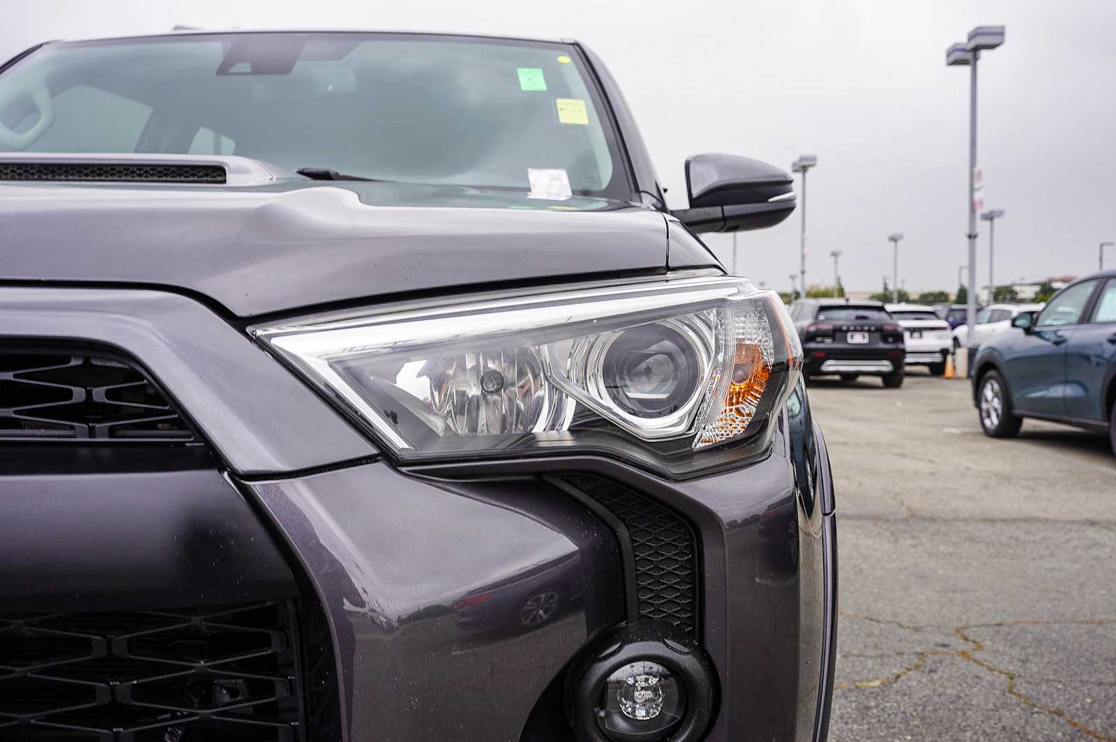 2021 Toyota 4Runner TRD Off Road 10