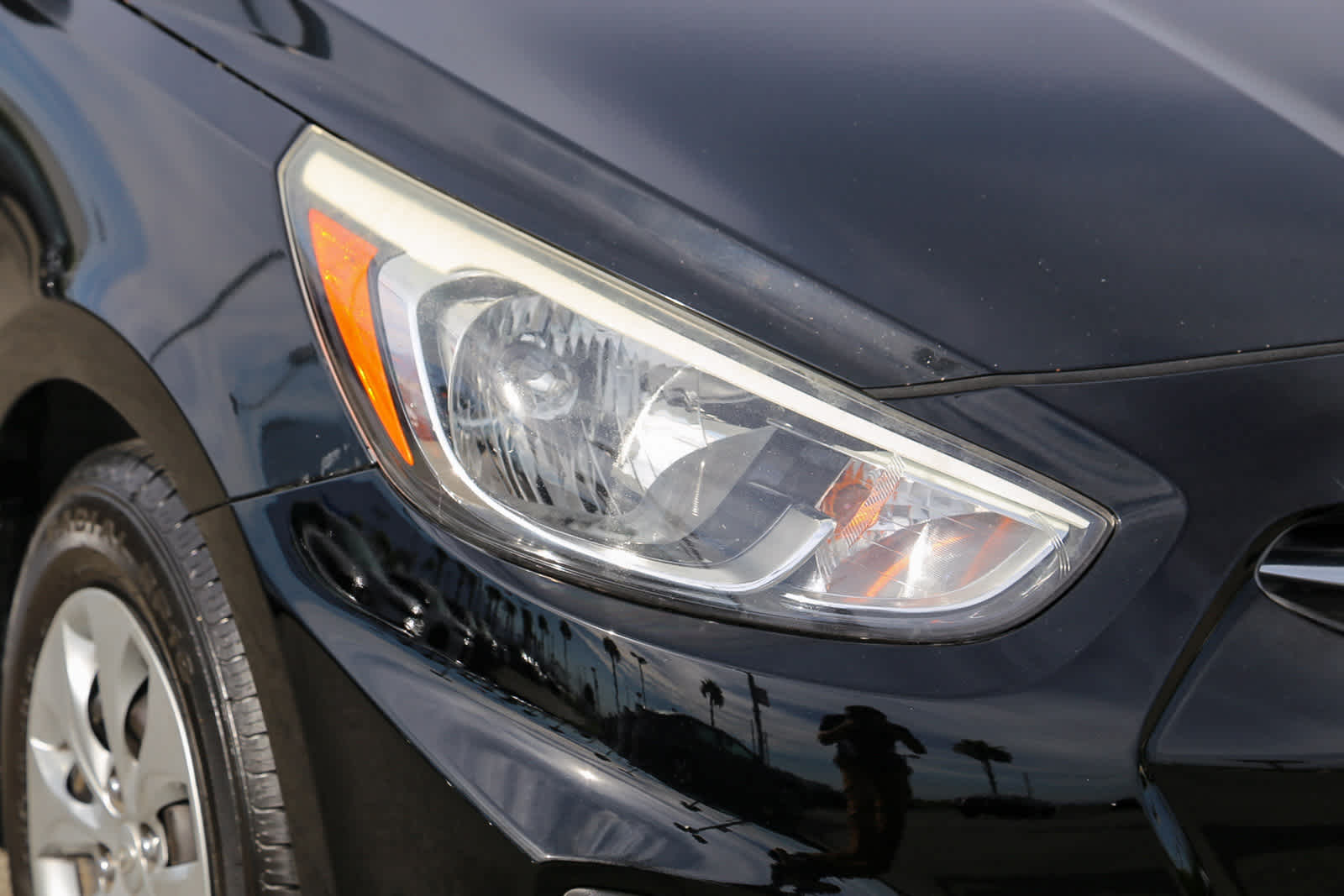 2017 Hyundai Accent SE photo 4