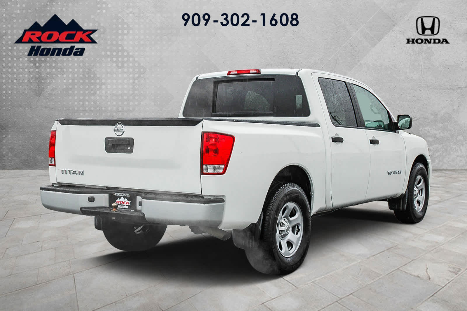 Thumbnail: 2015 Nissan Titan - 4