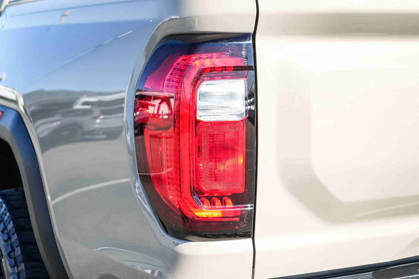 Thumbnail: 2023 GMC Canyon - 9