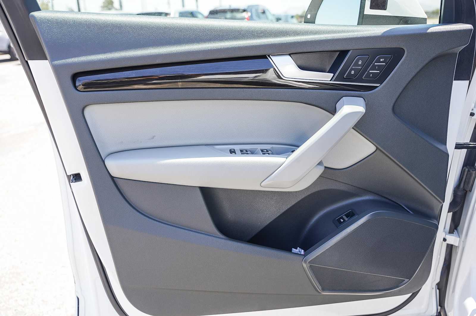 Thumbnail: 2019 Audi Q5 - 17