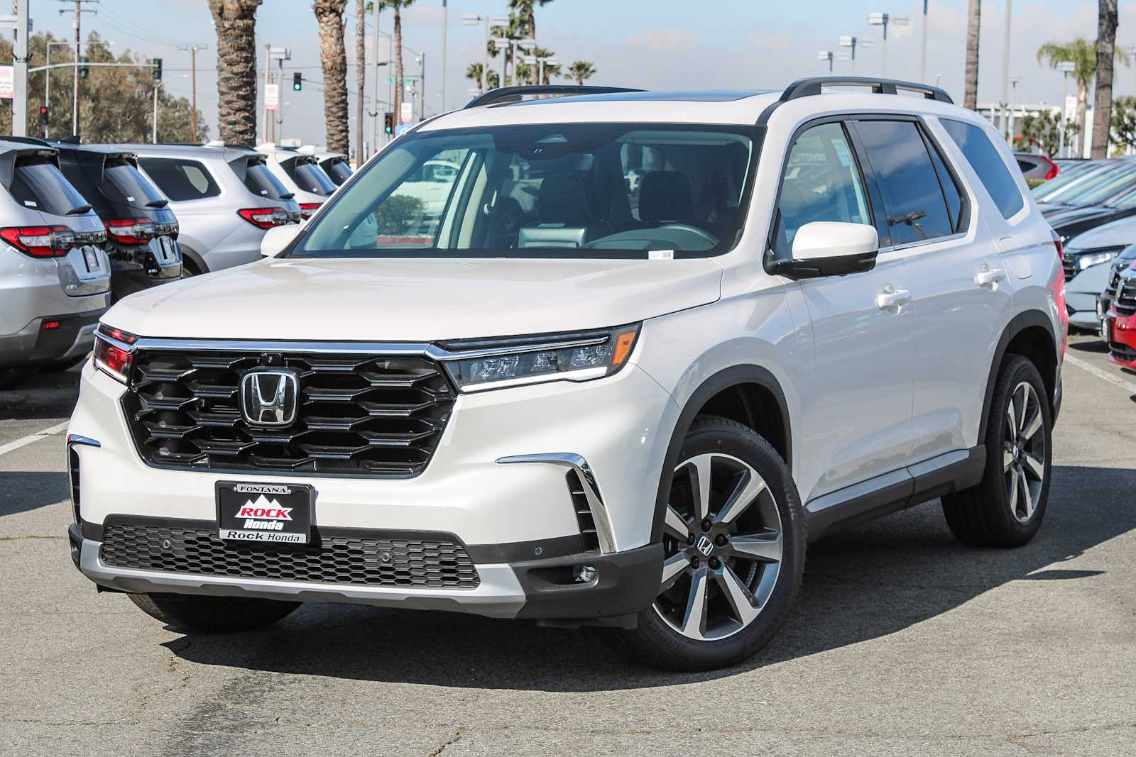 Thumbnail: 2025 Honda Pilot - 1