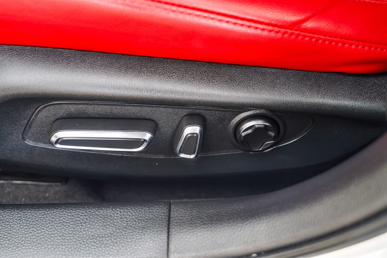 Thumbnail: 2023 Acura Integra - 22