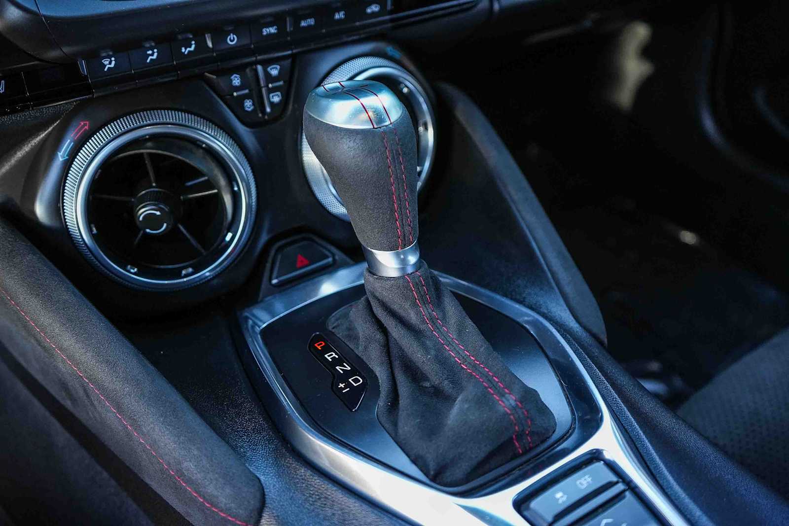 Thumbnail: 2019 Chevrolet Camaro - 18