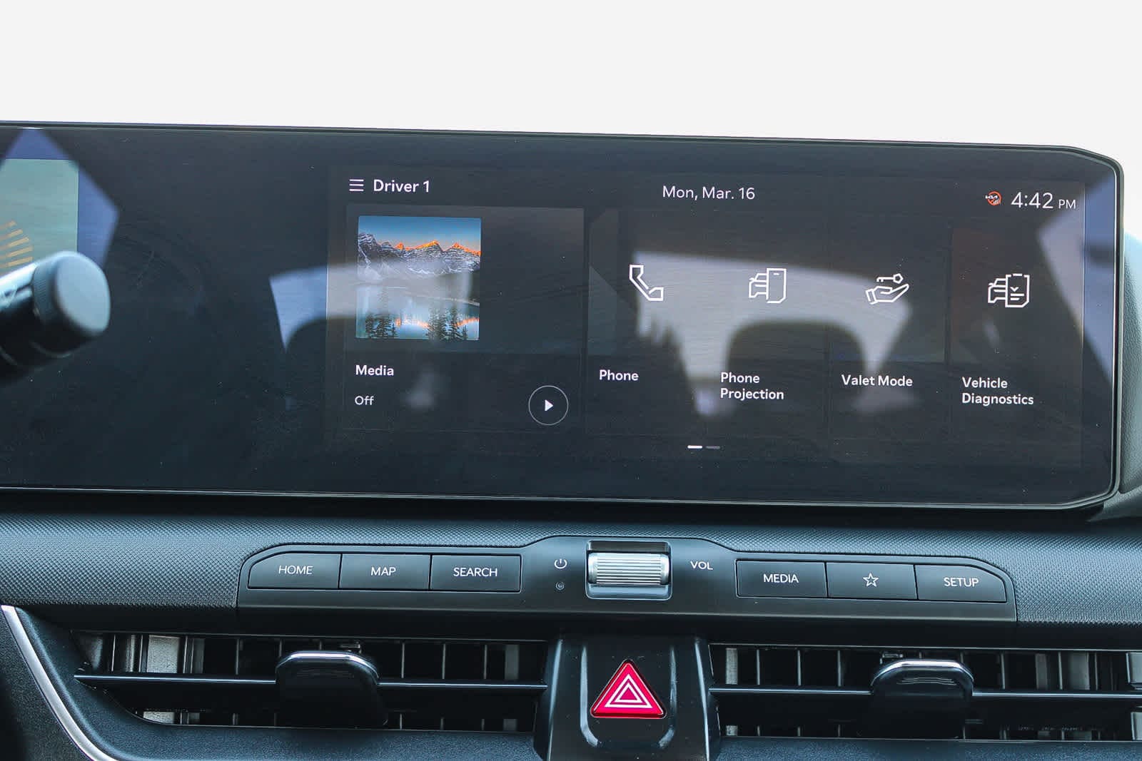 Thumbnail: 2025 Kia K4 - 13