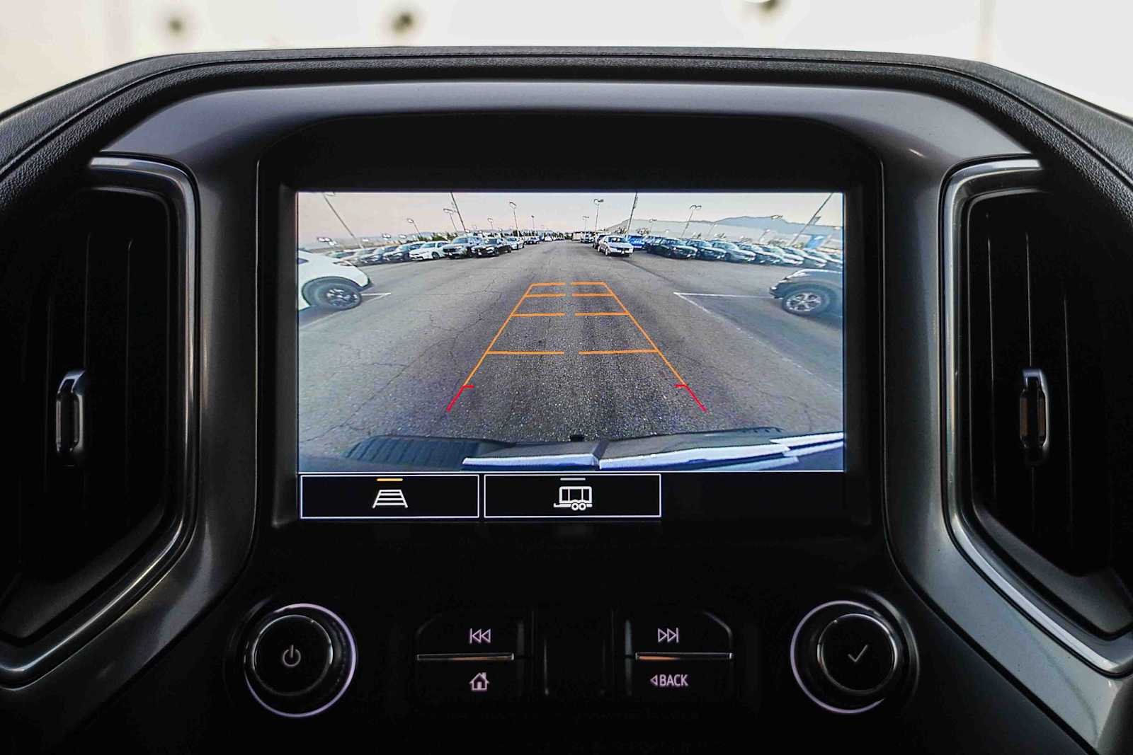 Thumbnail: 2021 Chevrolet Silverado 1500 - 22