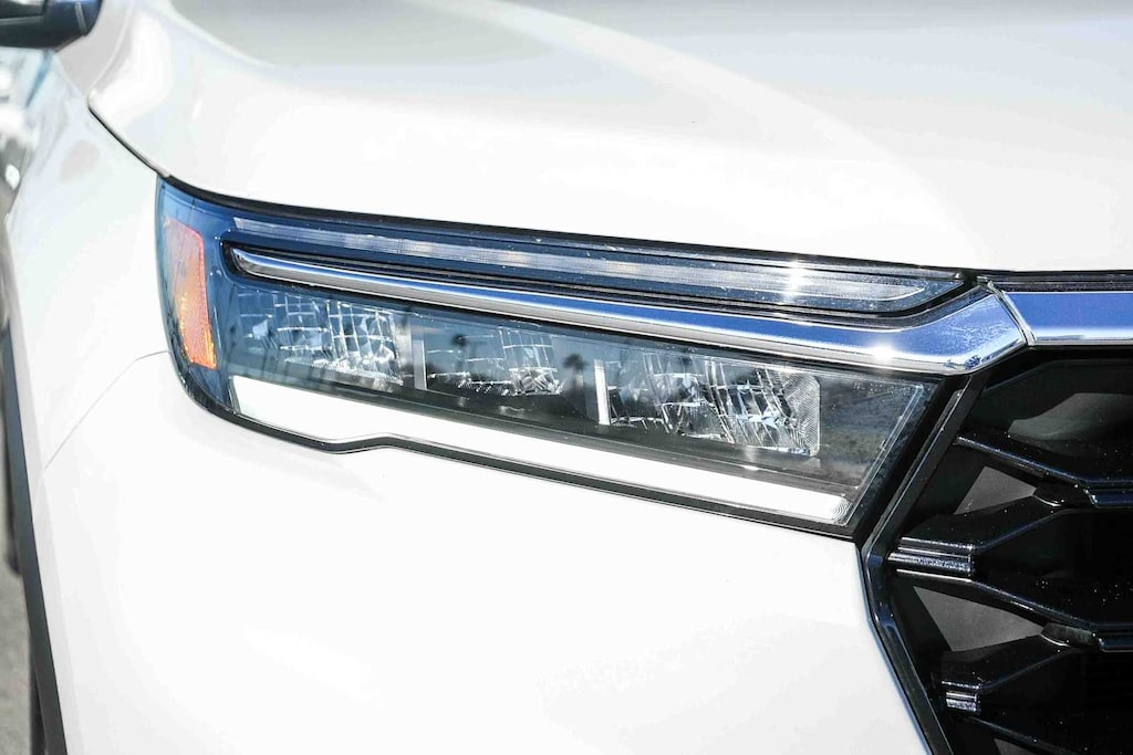 Certified 2025 Honda Pilot Touring SUV