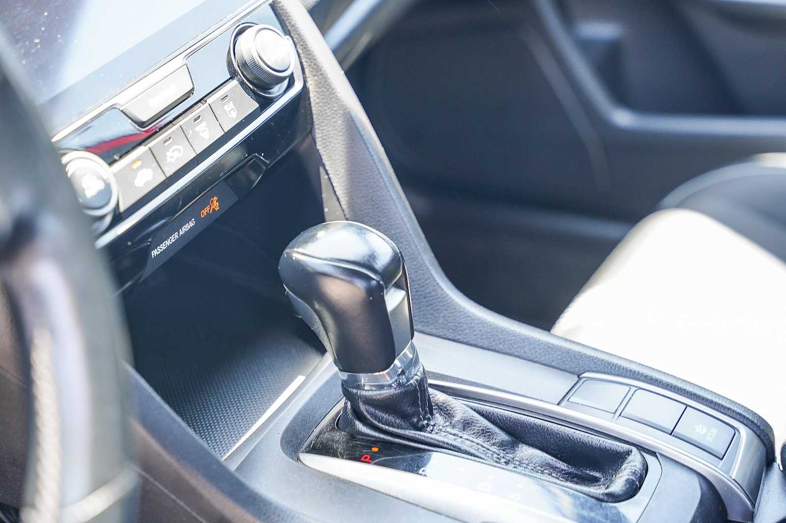 Thumbnail: 2020 Honda Civic - 22