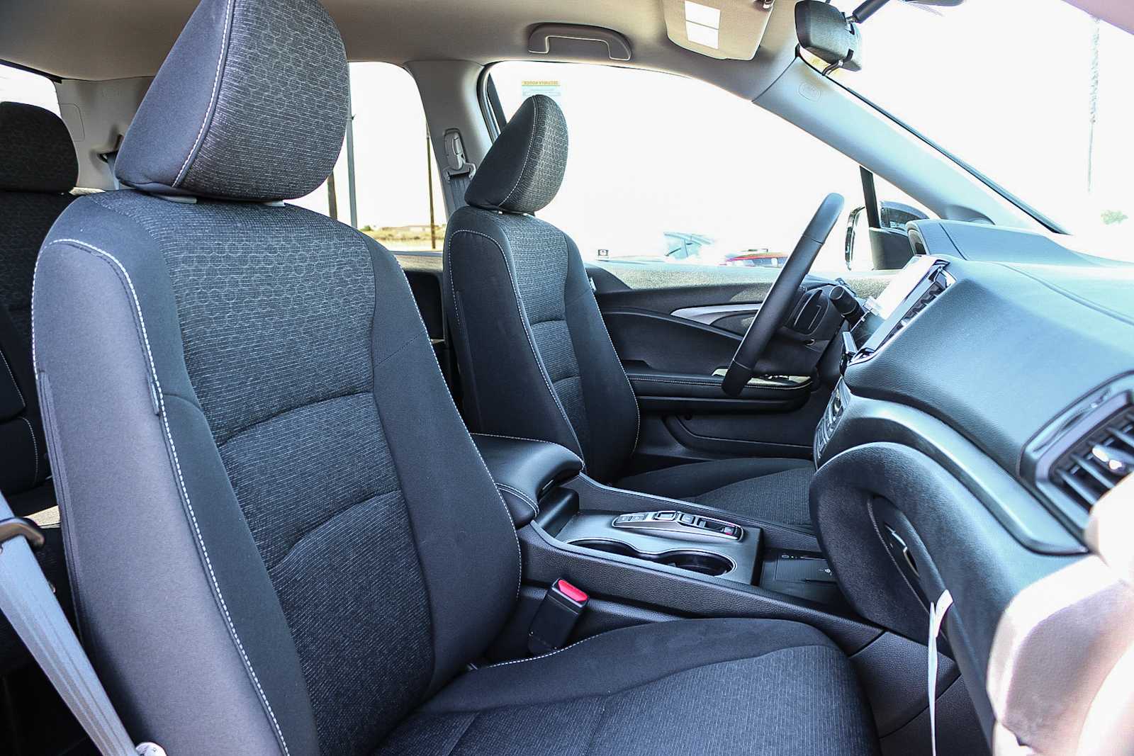 Thumbnail: 2025 Honda Ridgeline - 16