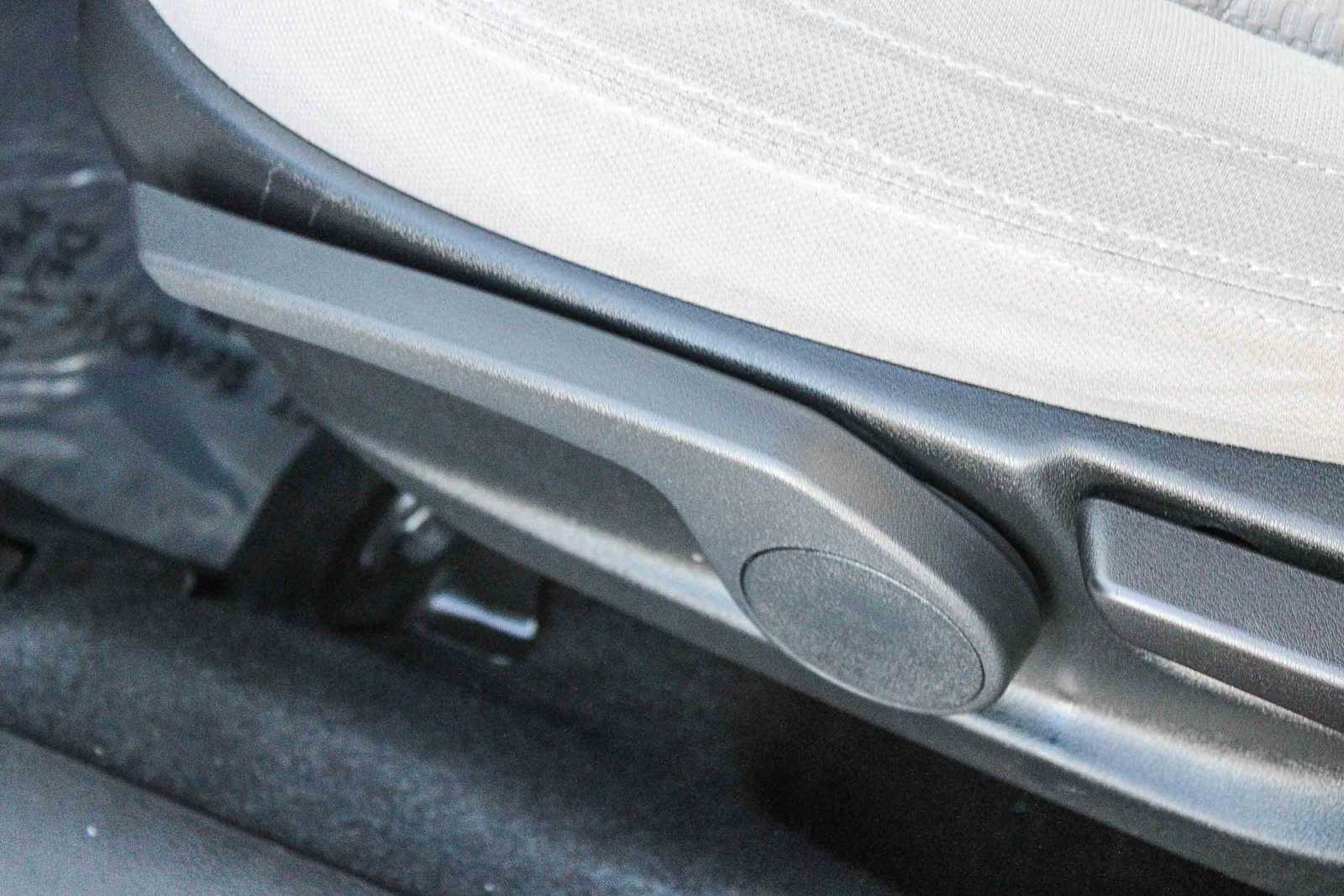 Thumbnail: 2018 Subaru Forester - 18