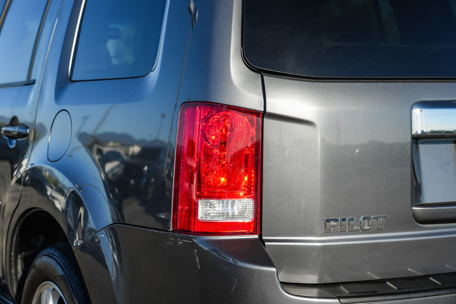 Thumbnail: 2012 Honda Pilot - 9