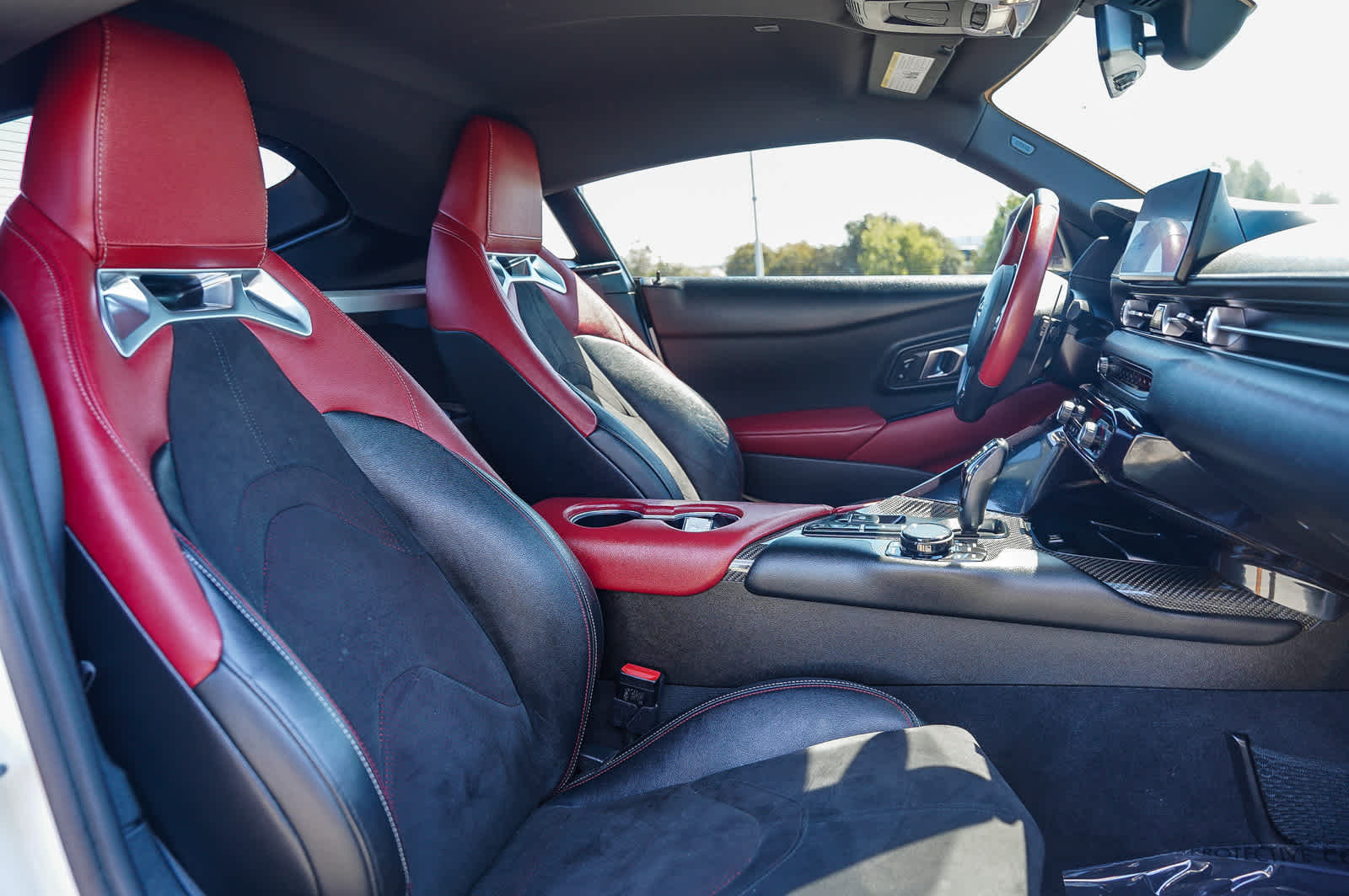 Thumbnail: 2022 Toyota GR Supra - 16