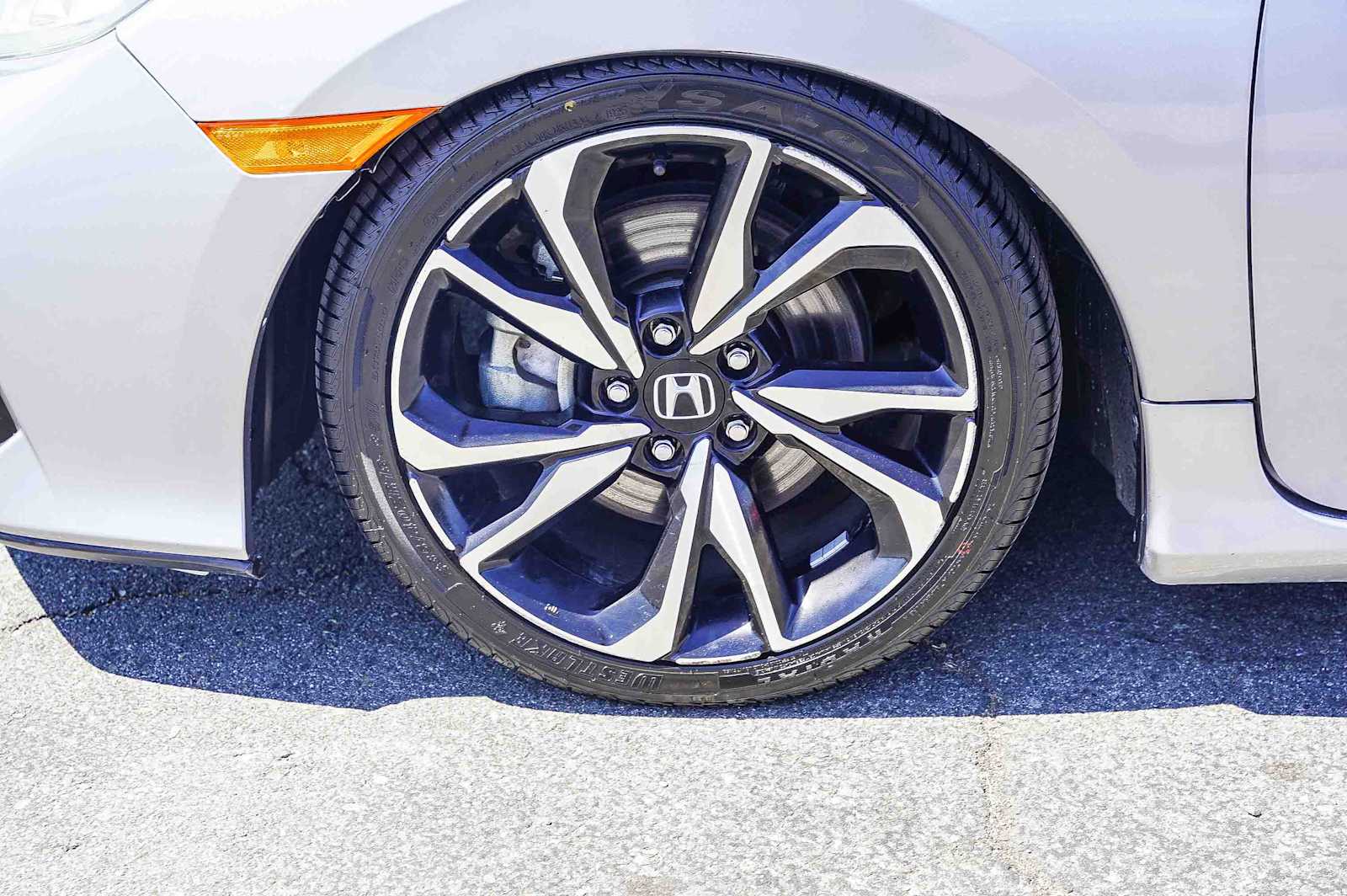 Thumbnail: 2019 Honda Civic - 9