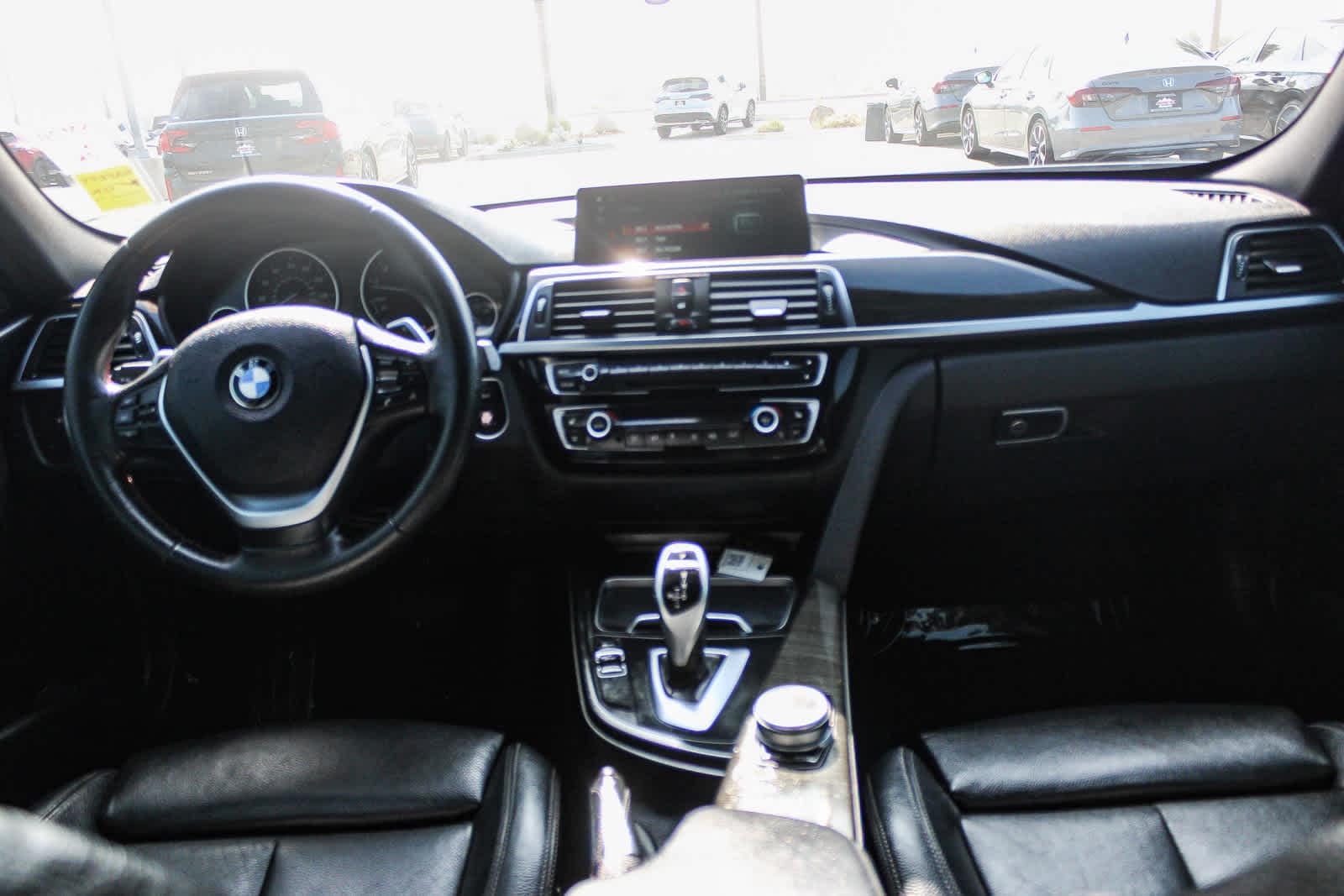 Thumbnail: 2018 BMW 3 Series - 11