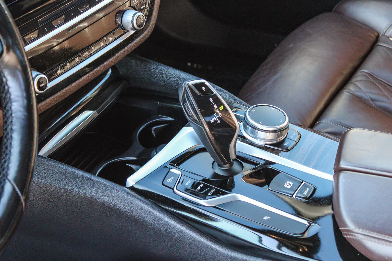 Thumbnail: 2018 BMW 5 Series - 20