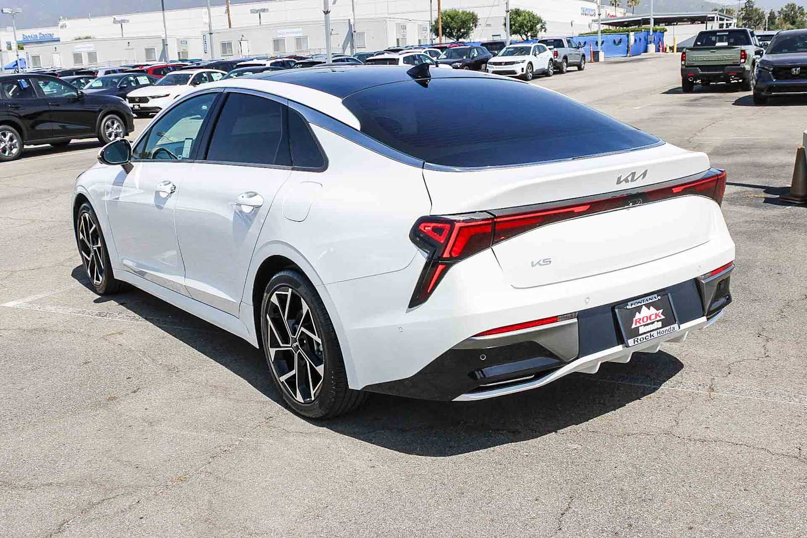 Thumbnail: 2025 Kia K5 - 8