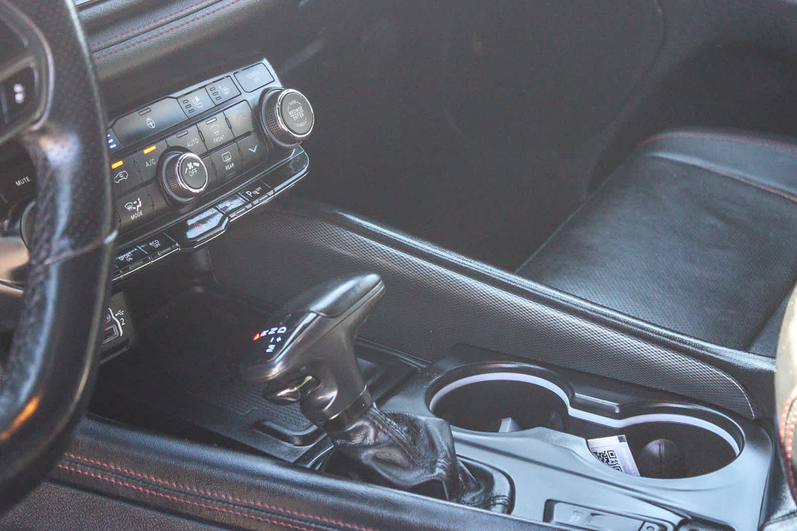 Thumbnail: 2023 Dodge Durango - 22