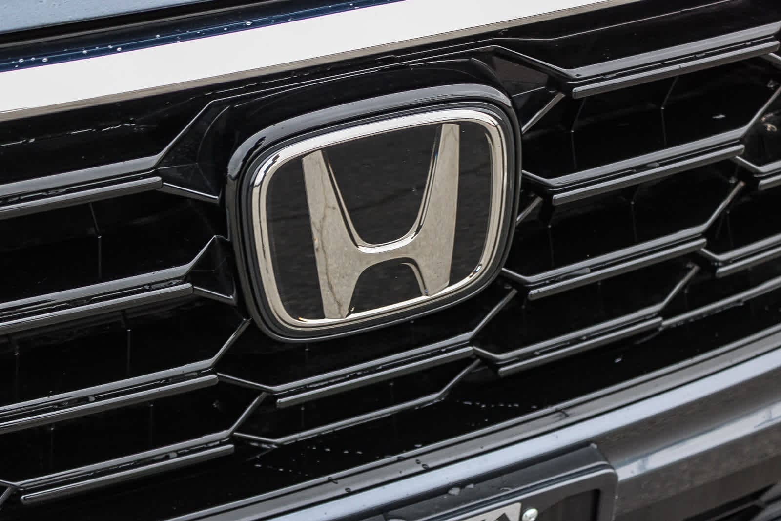 2025 Honda CR-V EX photo 4