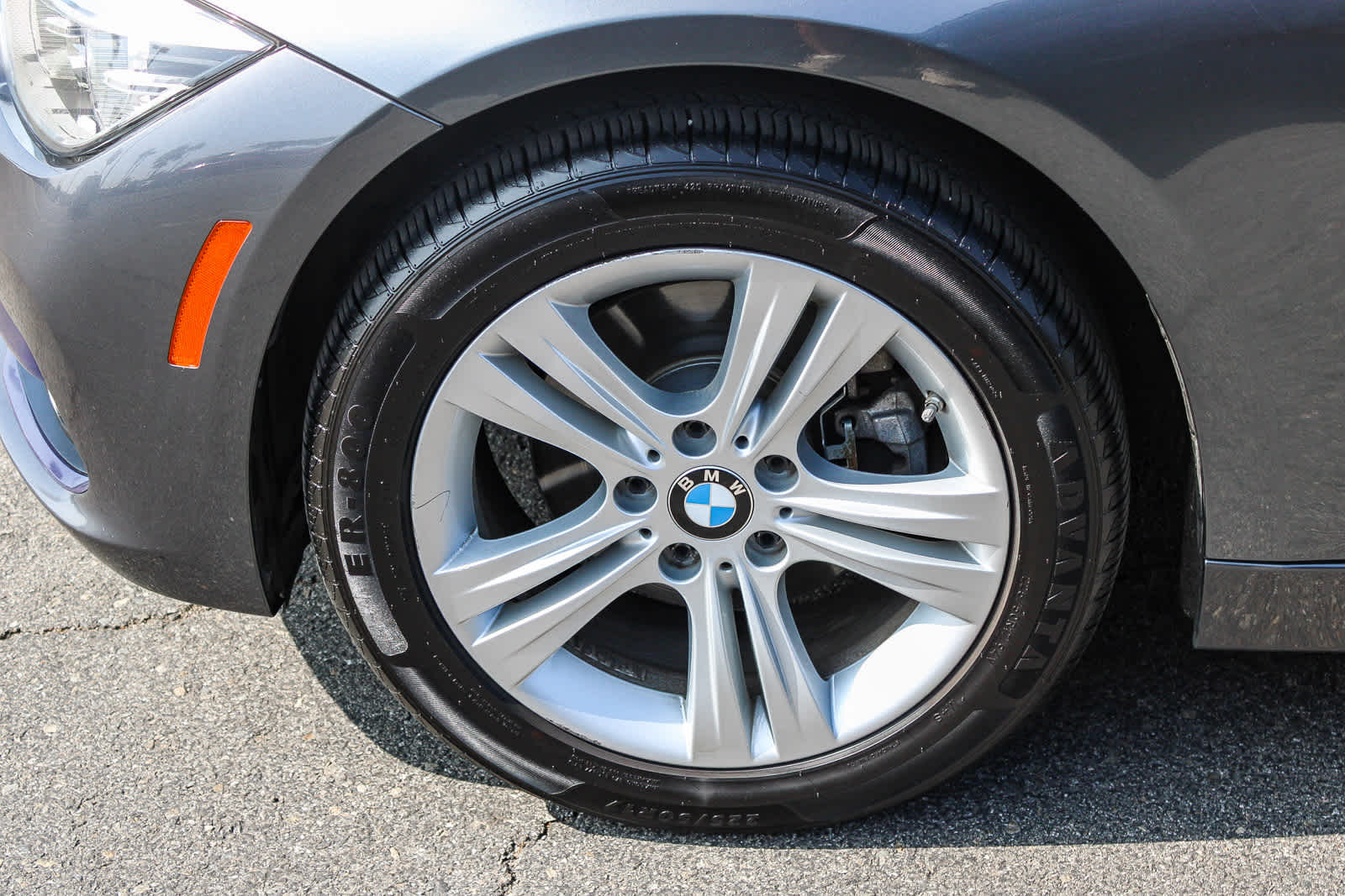 Thumbnail: 2018 BMW 3 Series - 9