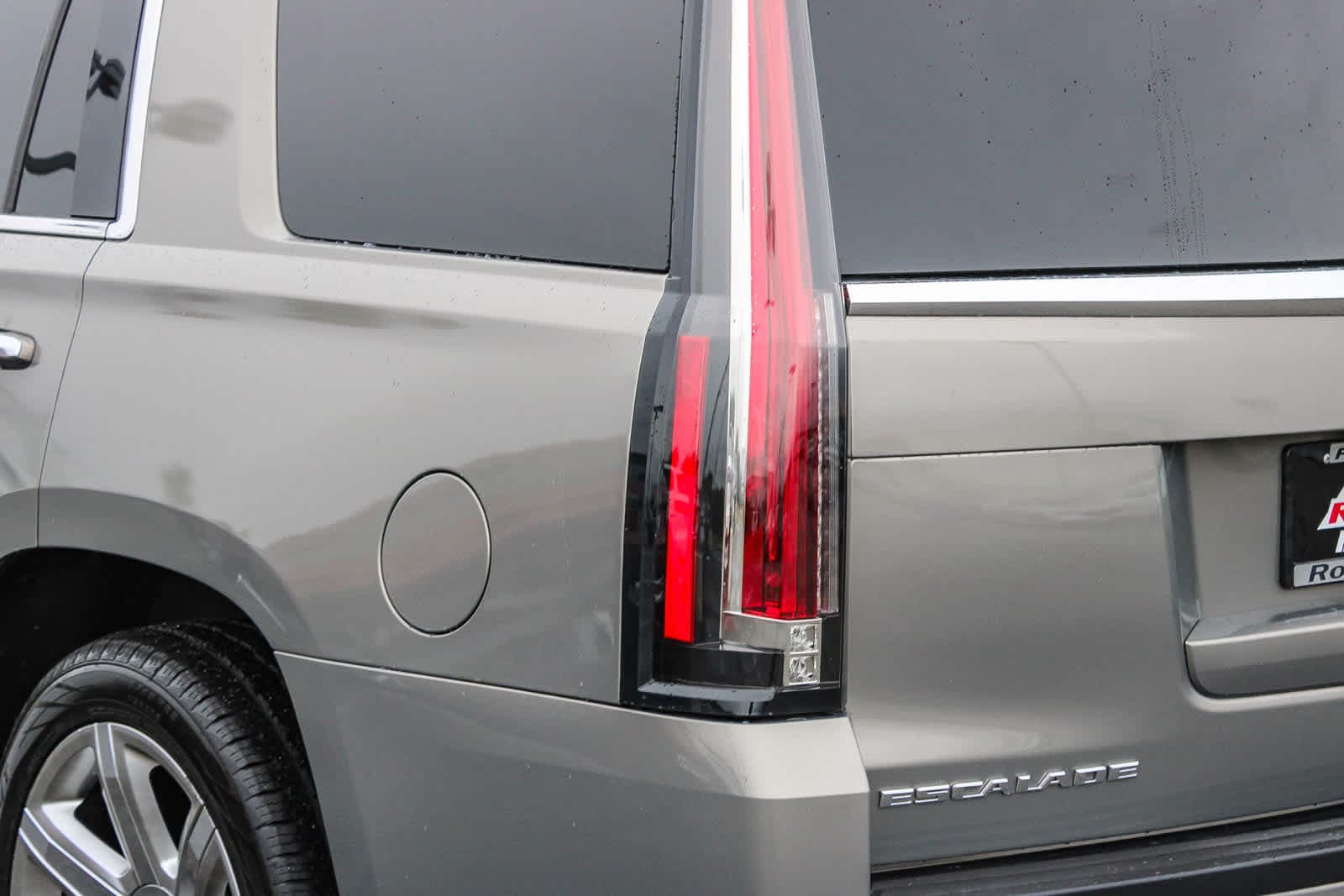 Thumbnail: 2018 Cadillac Escalade - 7