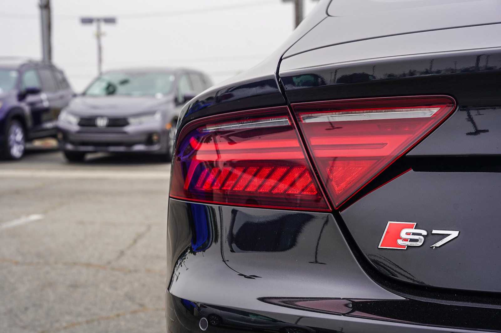 Thumbnail: 2017 Audi S7 - 7