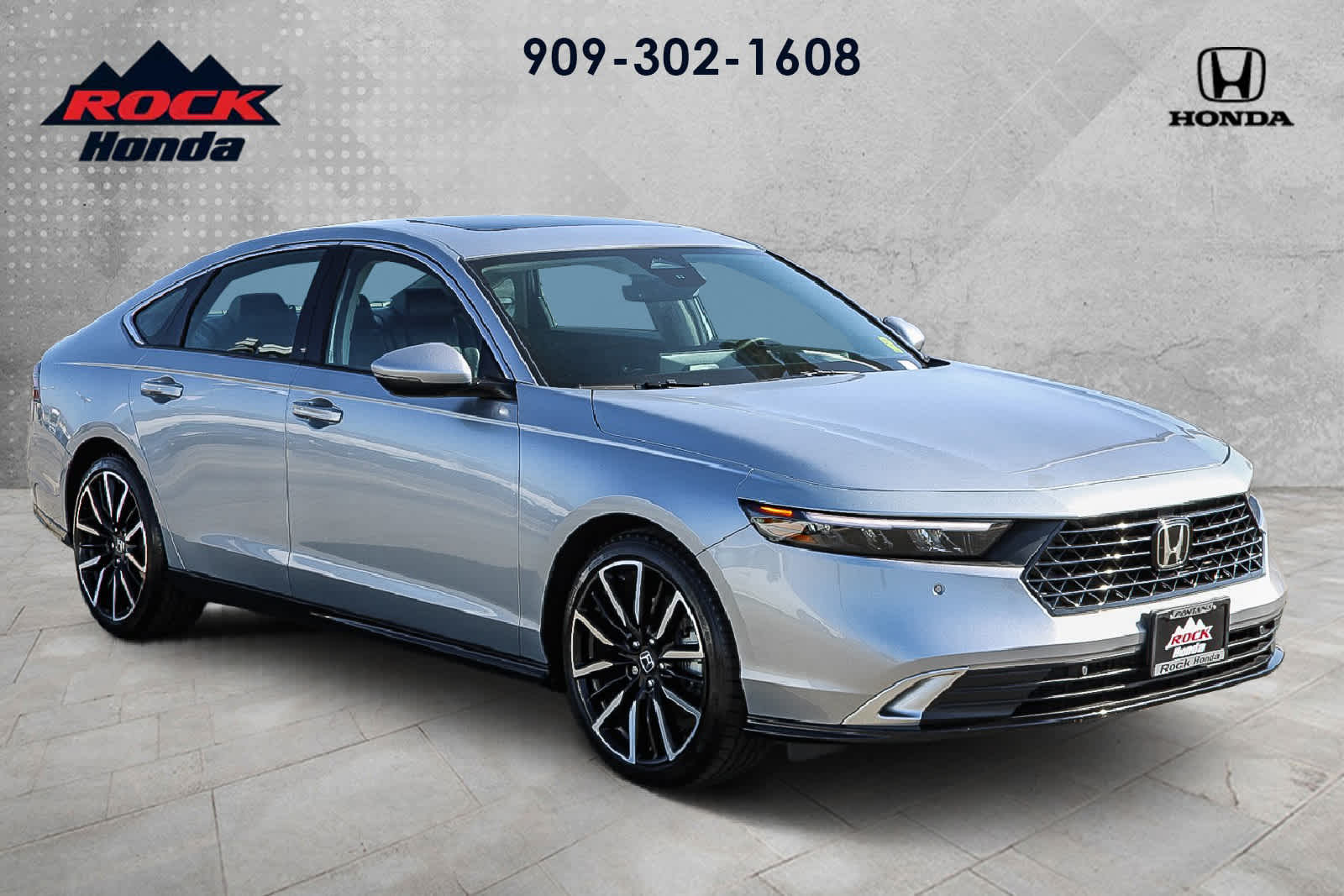 2025 Honda Accord Hybrid Touring photo 2