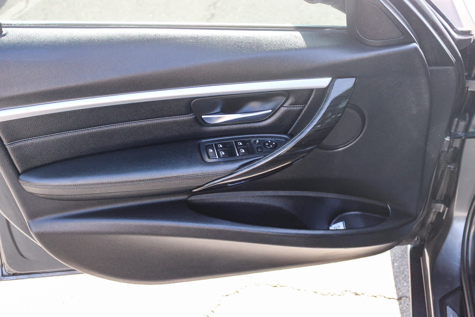 Thumbnail: 2018 BMW 3 Series - 19