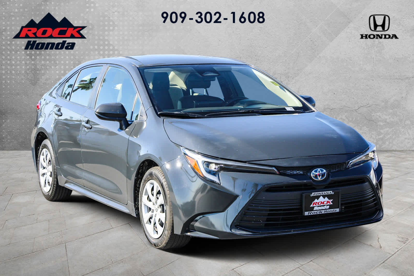 2023 Toyota Corolla Hybrid LE photo 3