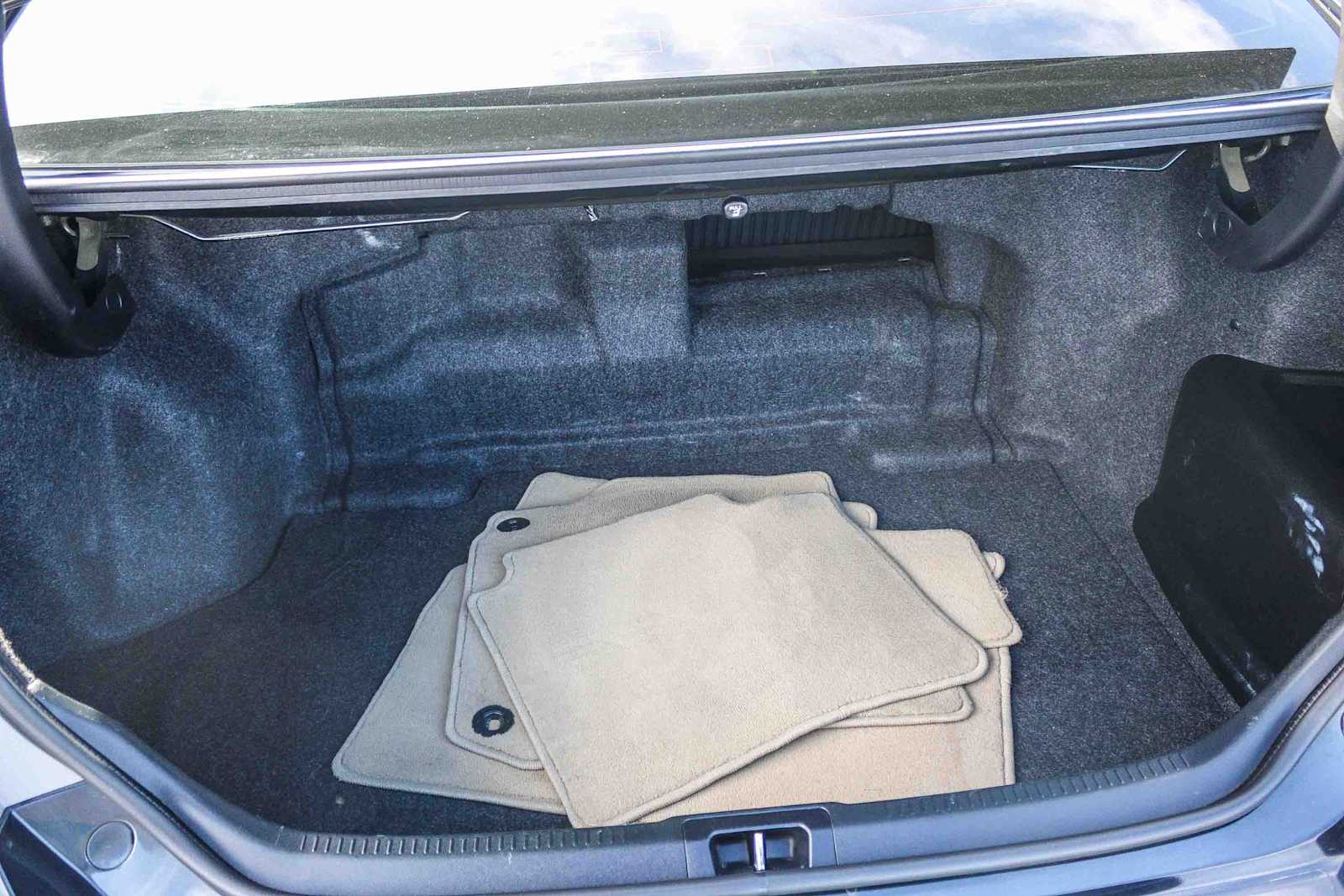 Thumbnail: 2015 Toyota Camry - 27