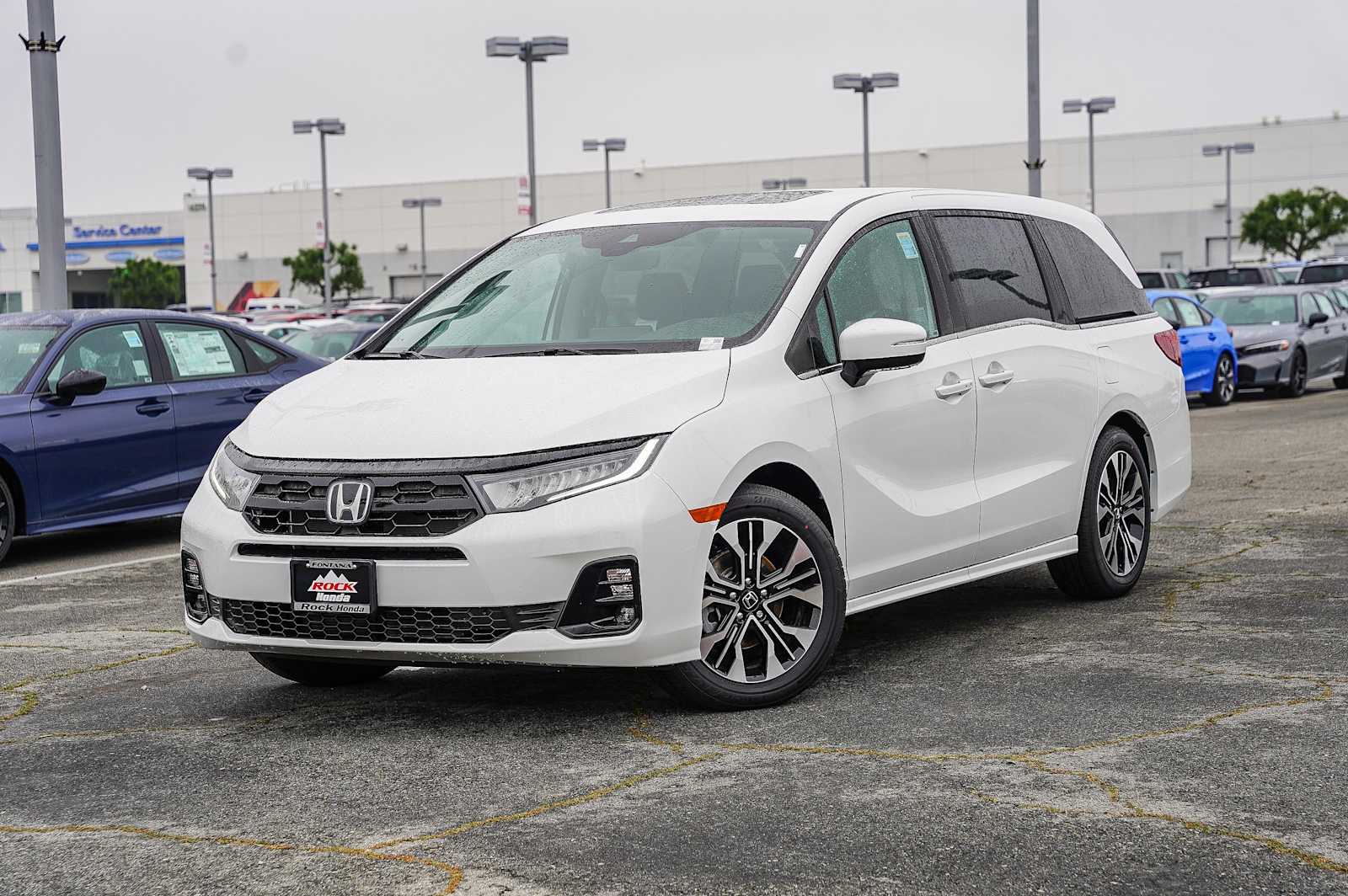 2026 Honda Odyssey Elite's photo